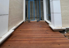 Decking ulin proyek laweyan solo