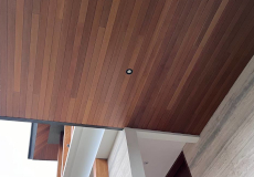 Plafon kayu bengkirai proyek pondok indah jakarta
