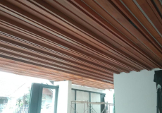Plafon kayu bengkirai proyek cempaka puith jakarta